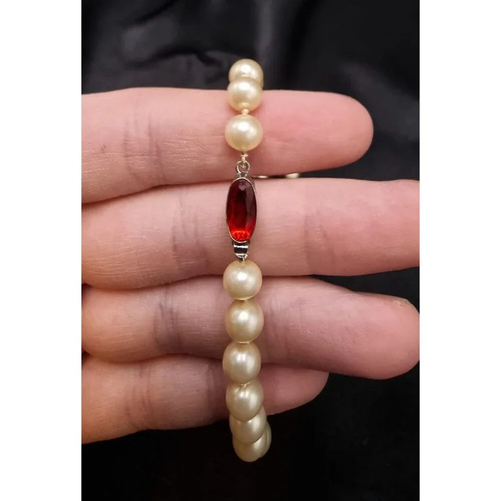 Vintage 1940's-1960's Czechoslovakia Signed Faux Pearl Necklace With Red Gemston - Picture 4 of 6